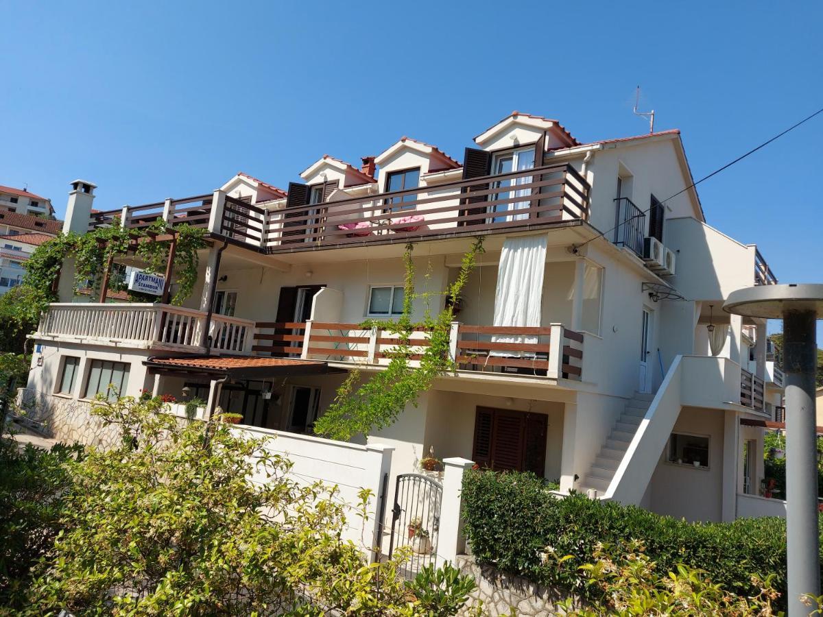 Apartmani Stambuk Йелса Екстериор снимка